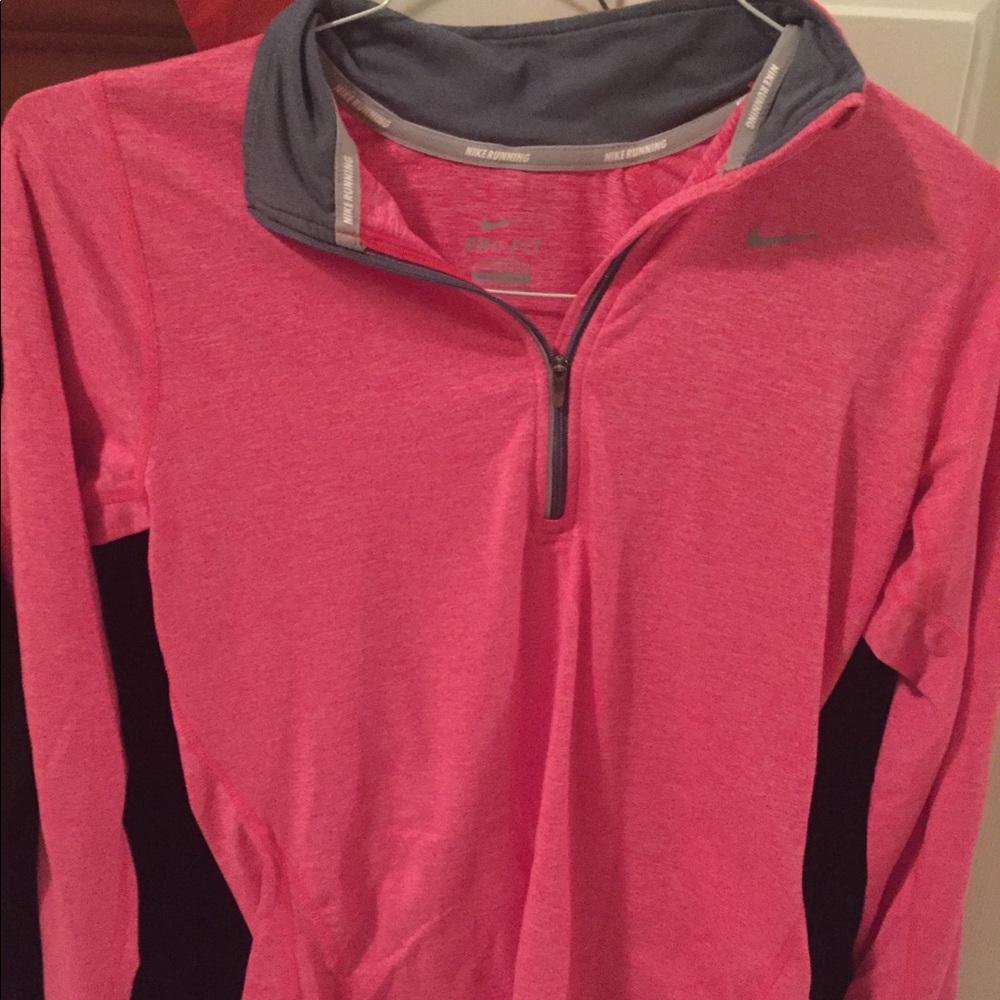 Women’s Nike | small | pink | drifit jacket